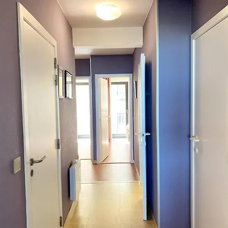 In Near Sandy Beaches, Cleaning Included Apartamento *